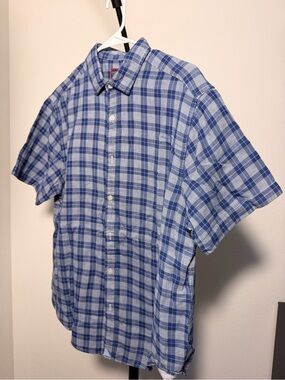 UNTUCKit Men's Navy and White Plaid Button-Down Shirt